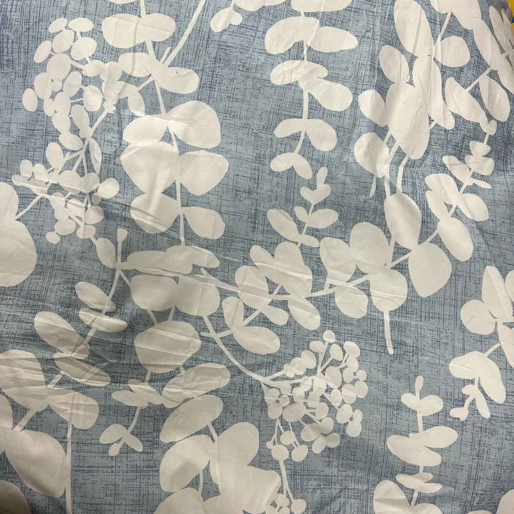 Twin comforter aria floral print reversible